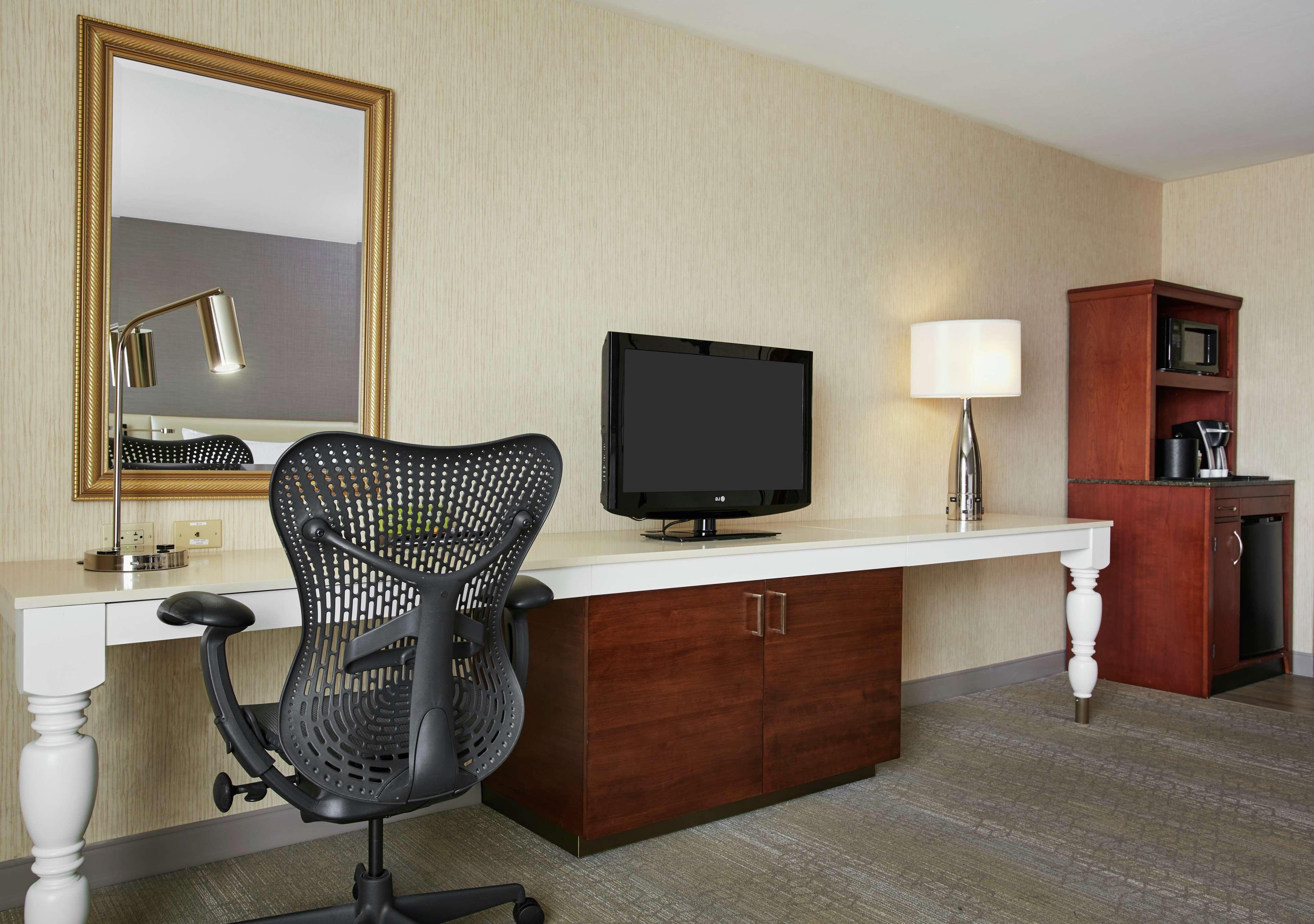 Hilton Garden Inn San Francisco Airport North South San Francisco Exterior photo