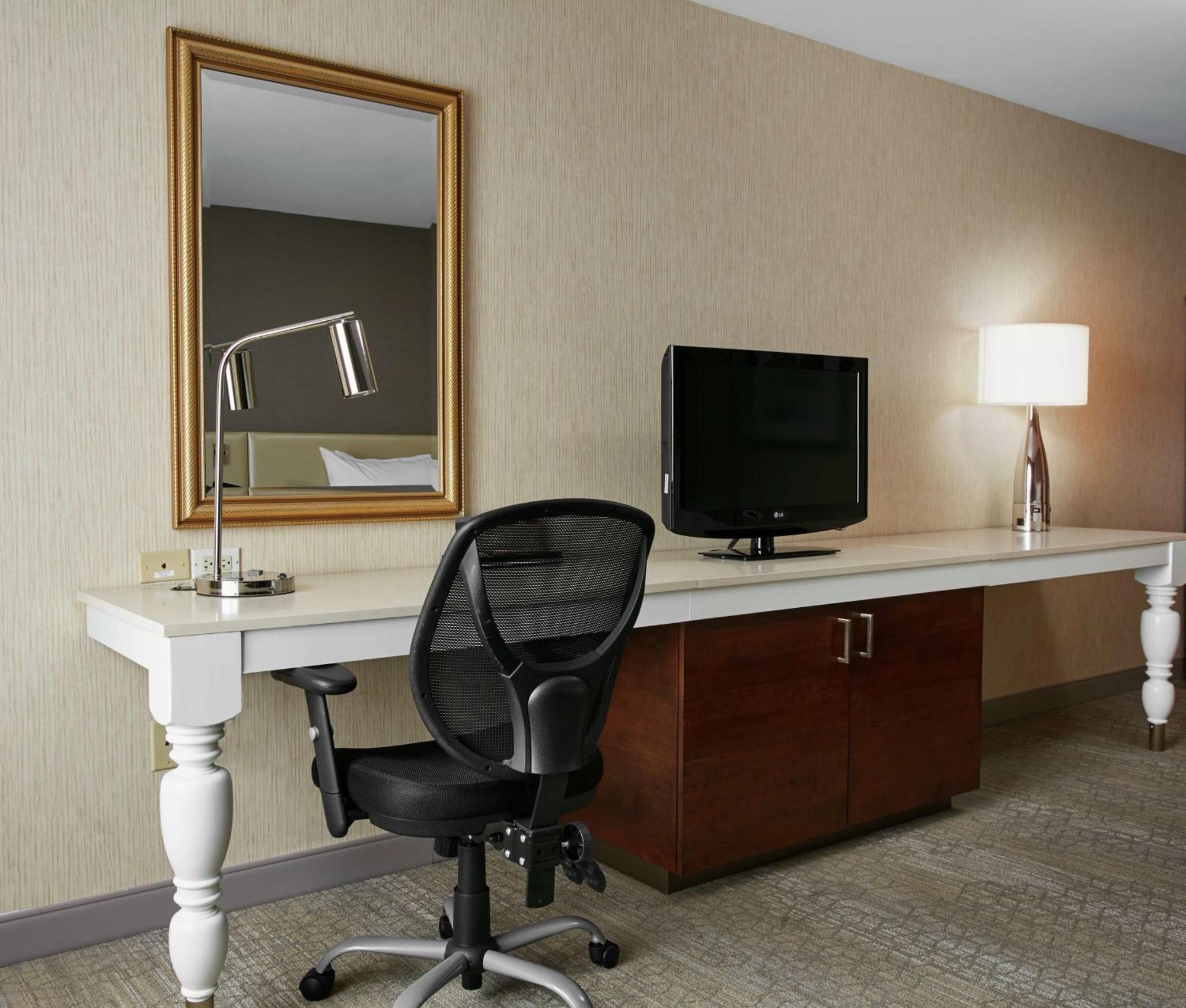Hilton Garden Inn San Francisco Airport North South San Francisco Exterior photo